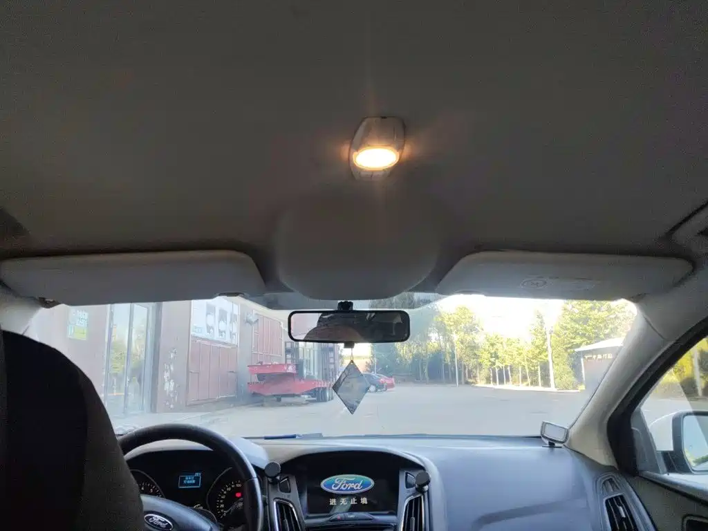 Ford Focus — миниатюра 14
