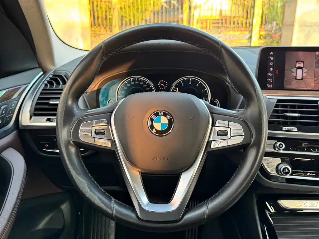 BMW X3 — миниатюра 10