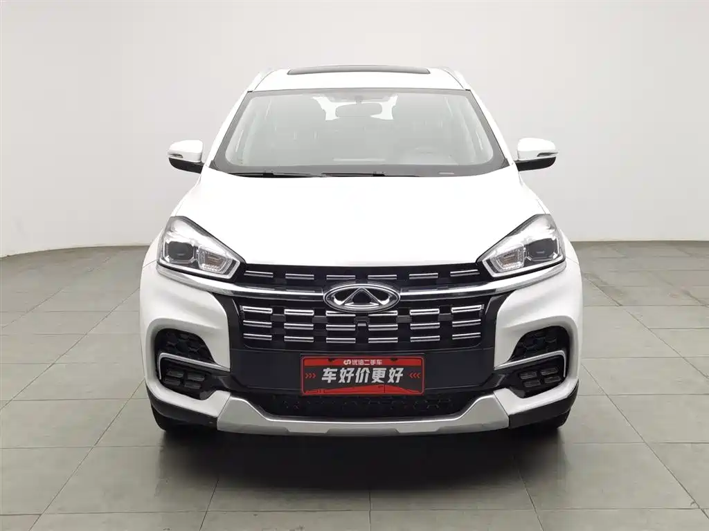 CHERY TIGGO 8