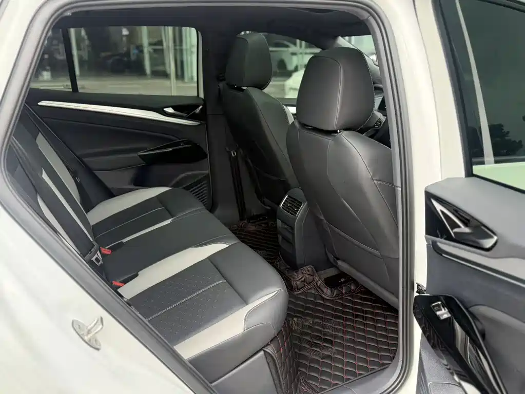 Volkswagen ID.4 Crozz — миниатюра 7