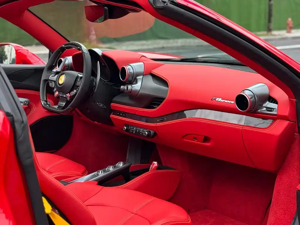 Ferrari F8 2020 Spider 3.9T V8