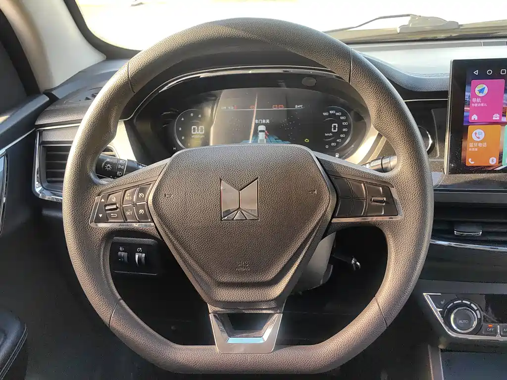 Isuzu TAGA Daga H — миниатюра 12
