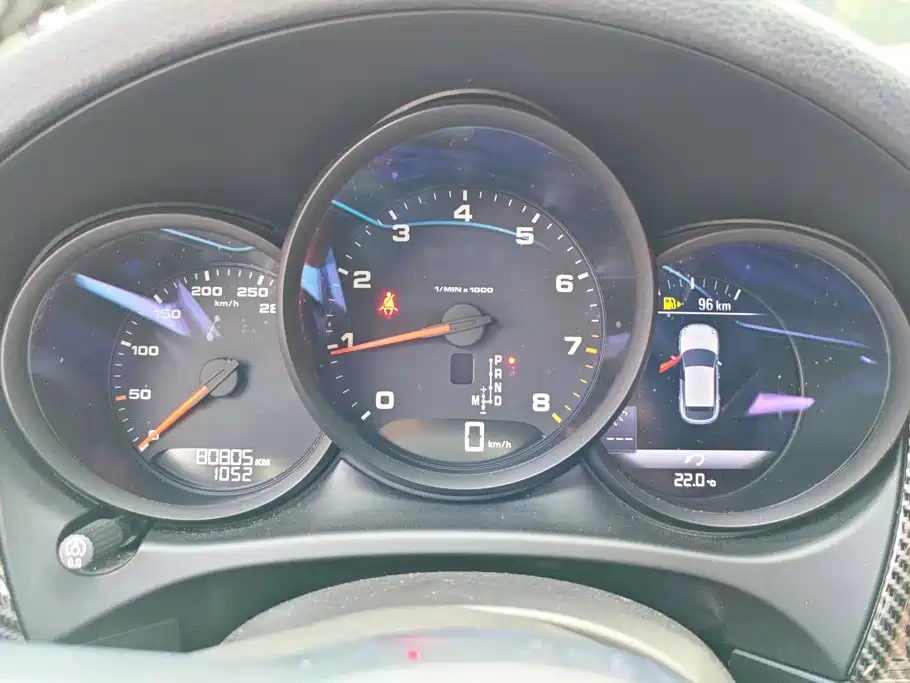 Porsche Macan — миниатюра 13