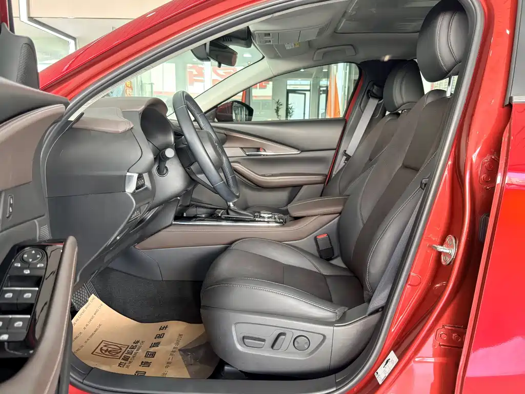 Mazda CX-30 — миниатюра 4
