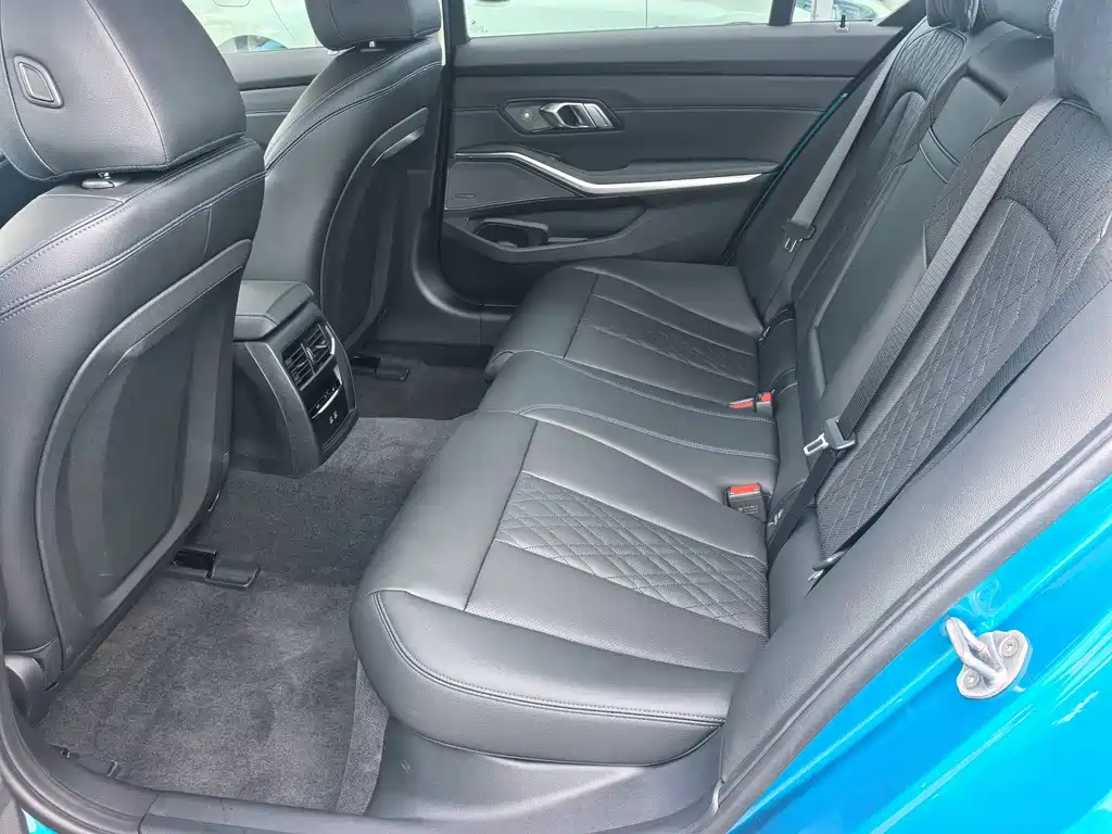 BMW i3 — миниатюра 18