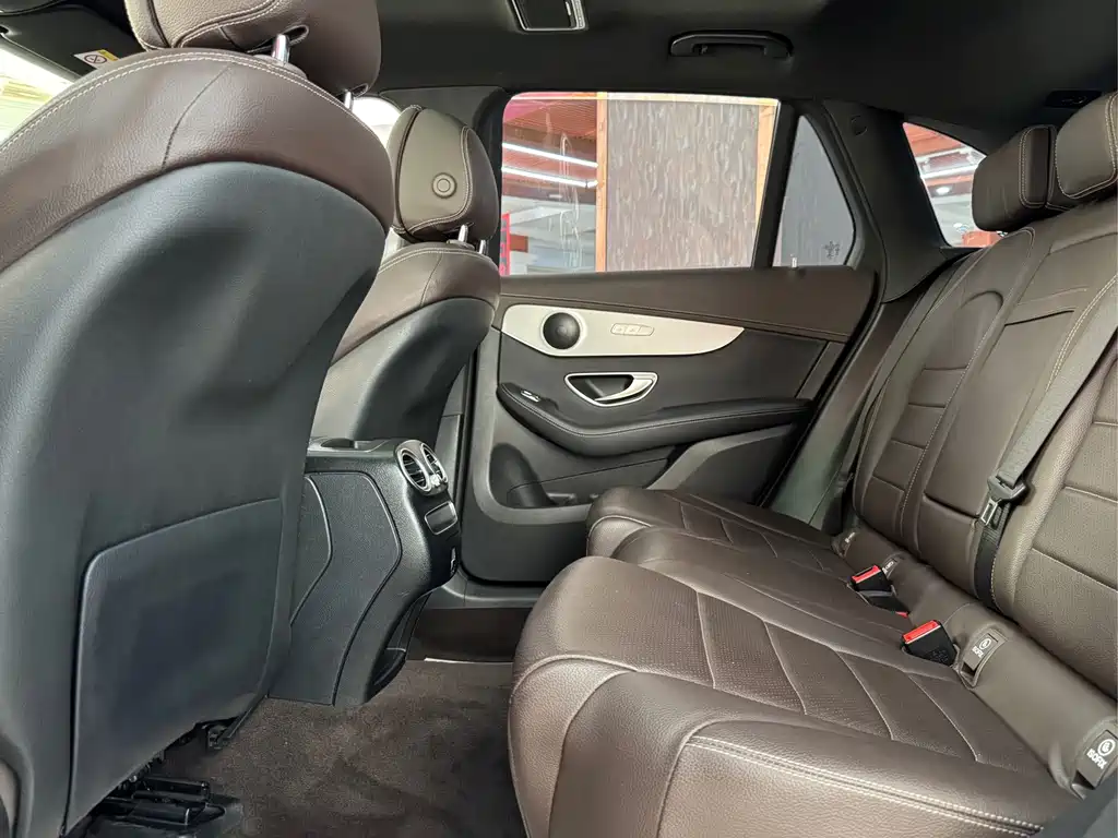 Mercedes-Benz GLC — миниатюра 9