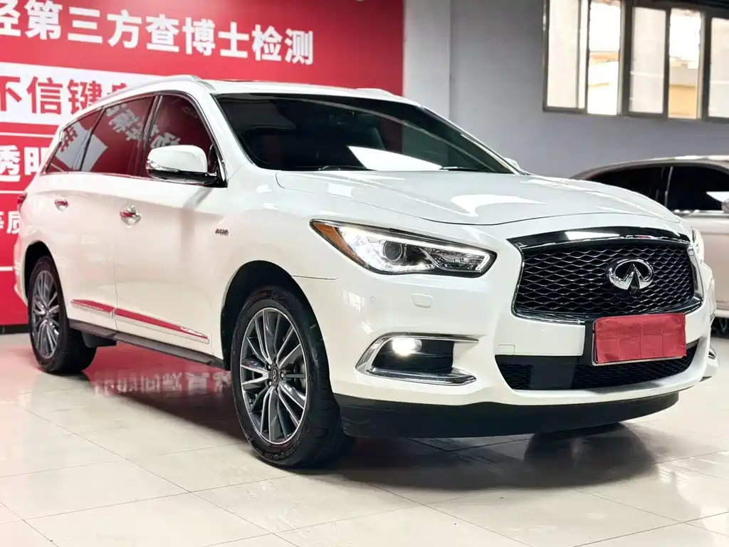 Infiniti QX60 (Import) — миниатюра 3