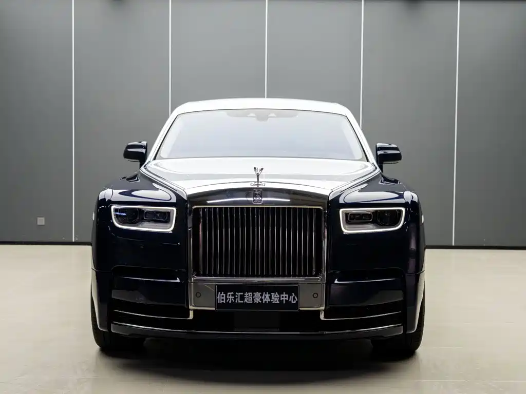 Rolls-Royce Phantom — миниатюра 4