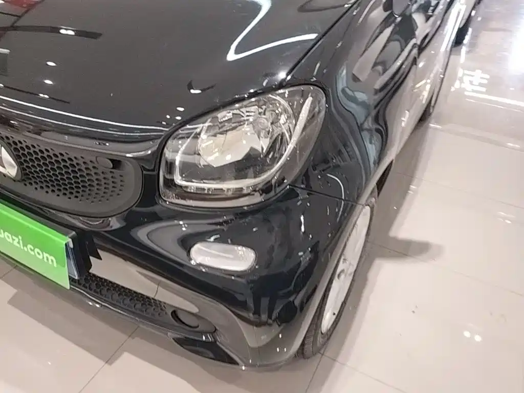 smart Smart Fortwo — миниатюра 24
