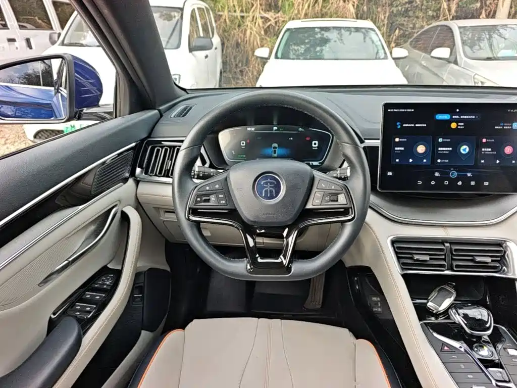 BYD PLUS New Energy — миниатюра 11