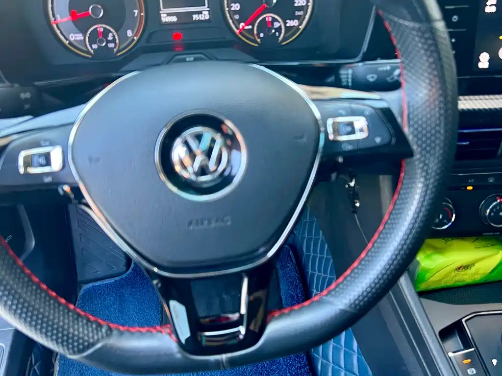 Volkswagen Lavida — миниатюра 8