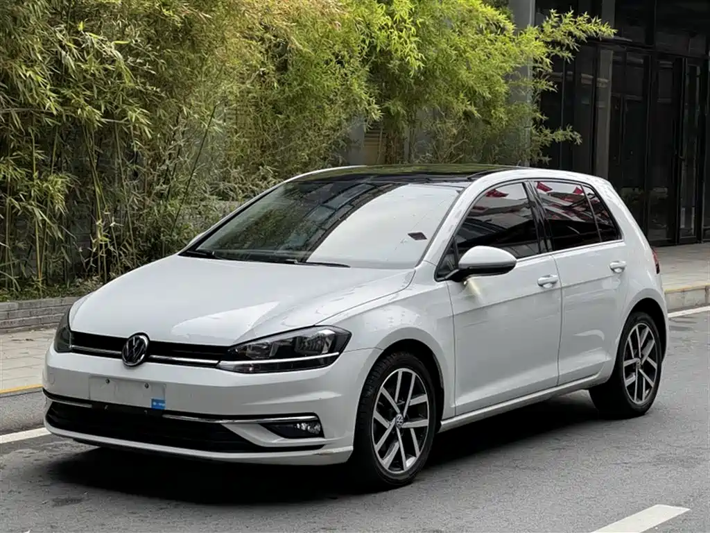 Volkswagen Golf 2020