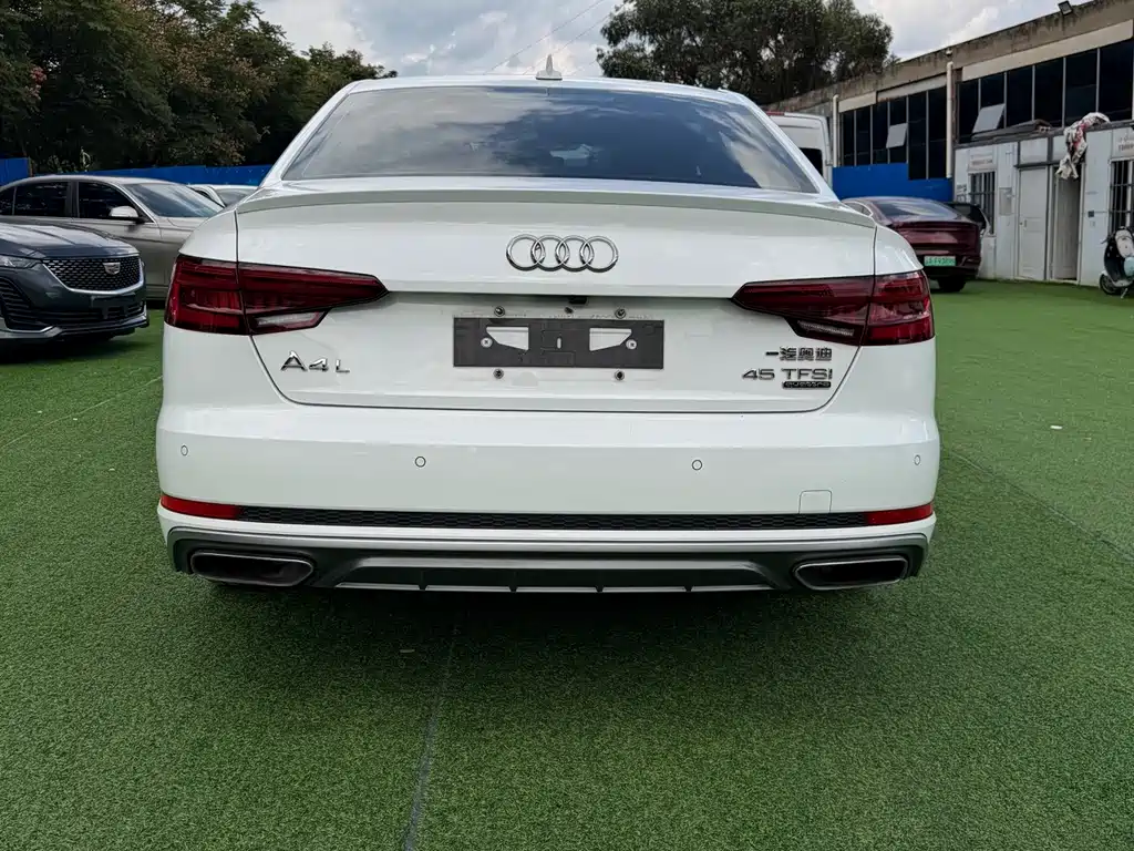 Audi A4L — миниатюра 8