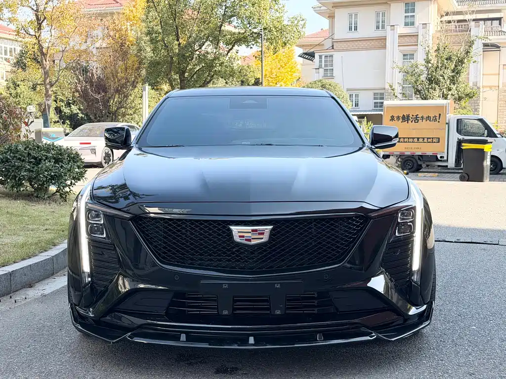 Cadillac CT5 — миниатюра 2