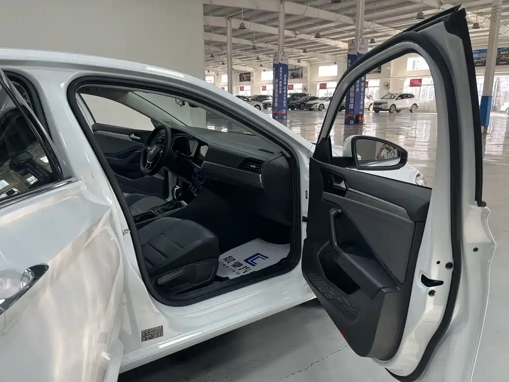 Volkswagen Sagitar — миниатюра 13