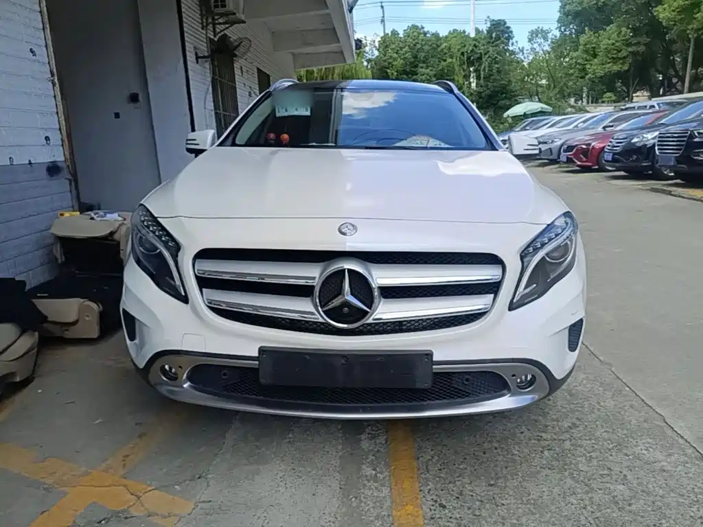 Mercedes-Benz GLA (Import) — миниатюра 3