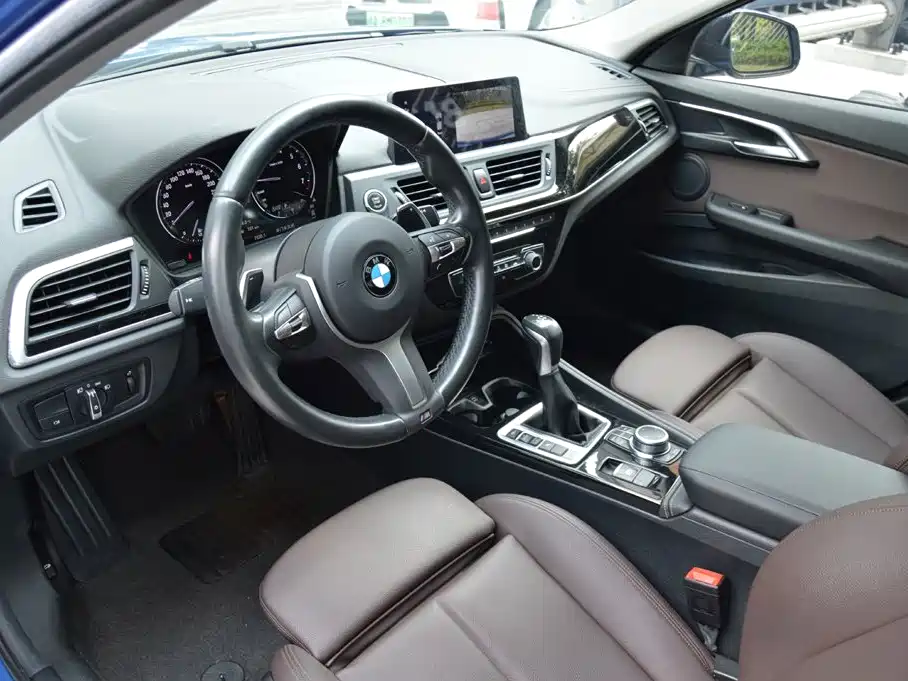 BMW 1 Series — миниатюра 6