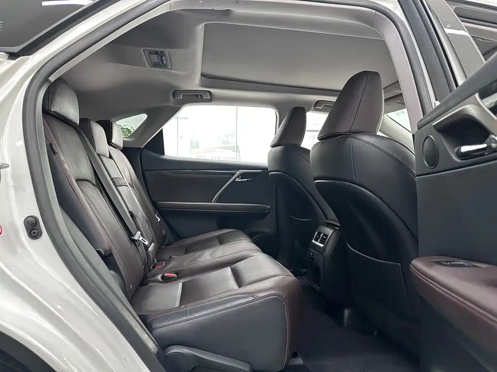 Lexus RX — миниатюра 15