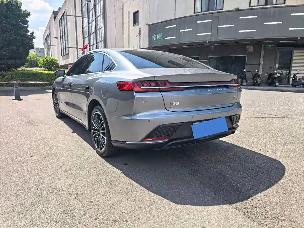 BYD Han — миниатюра 11
