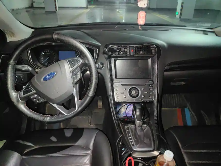 Ford Mondeo — миниатюра 12