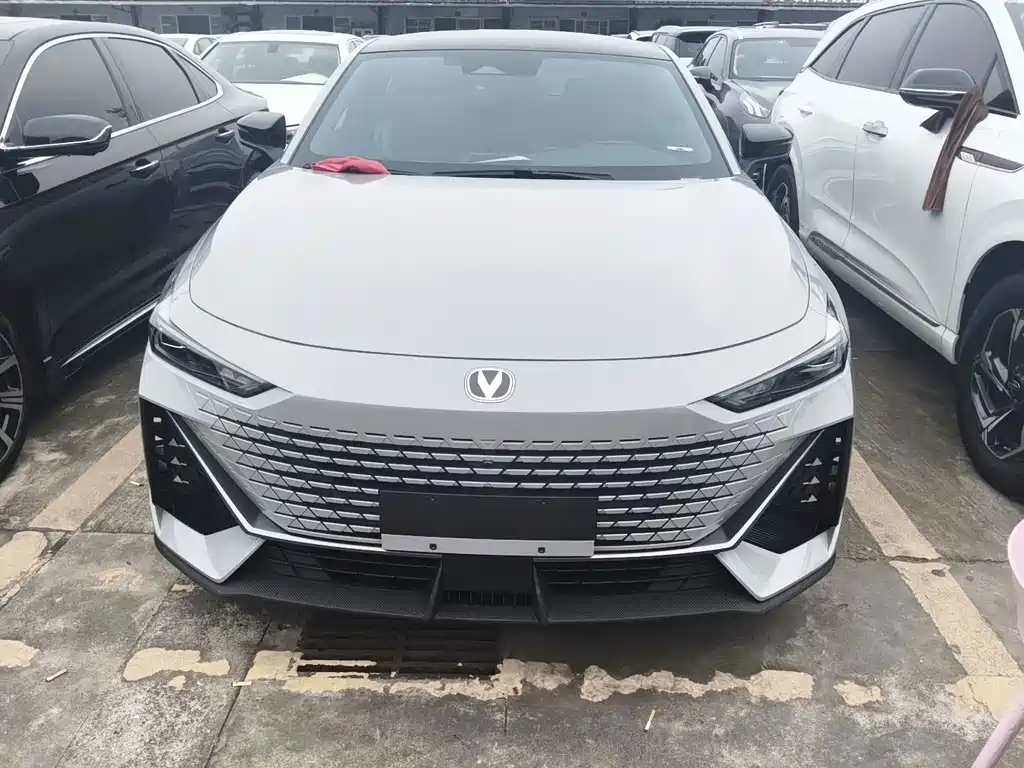 Changan UNI-V — миниатюра 2