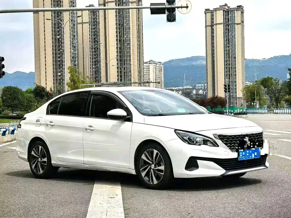 Peugeot 408 — миниатюра 2