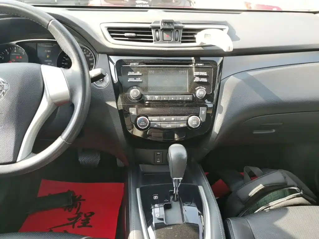 Nissan X-Trail — миниатюра 13