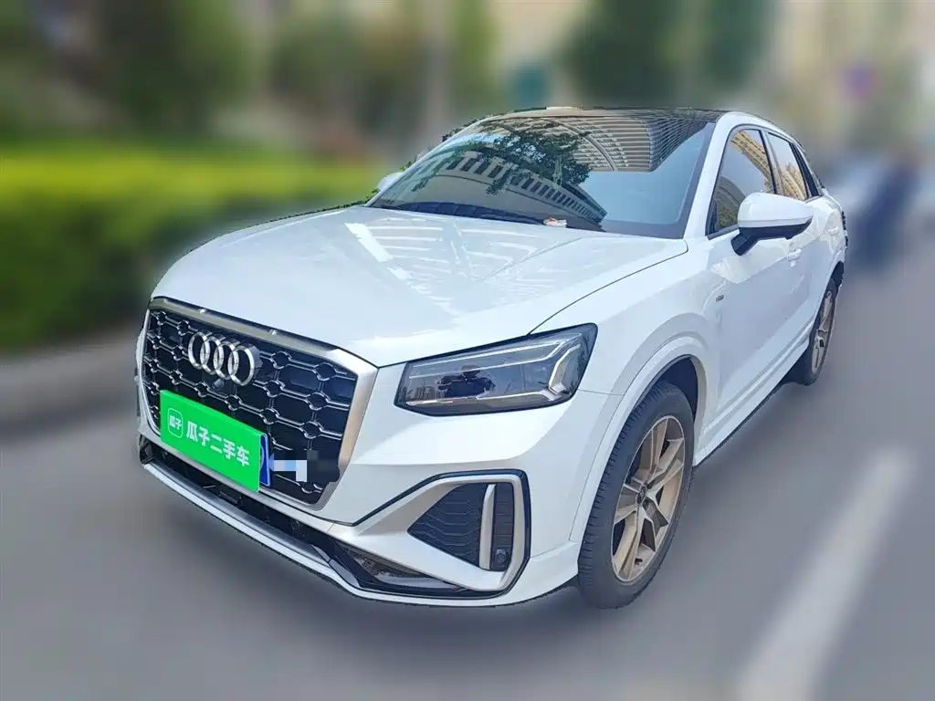 Audi Q2L 2022
