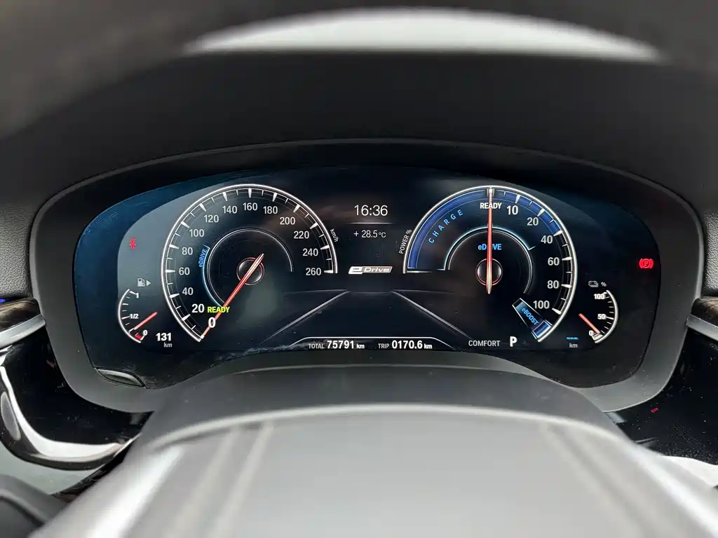 BMW 5 Series New Energy — миниатюра 20