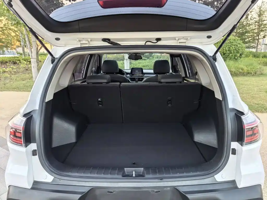 Kia Sportage — миниатюра 12