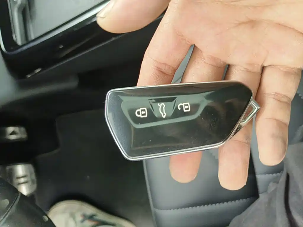 Volkswagen ID.4 X — миниатюра 9