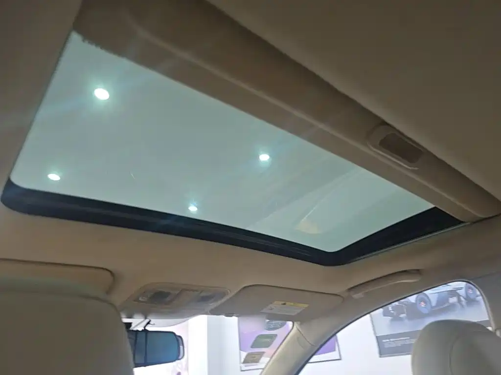 Changan Eado — миниатюра 18