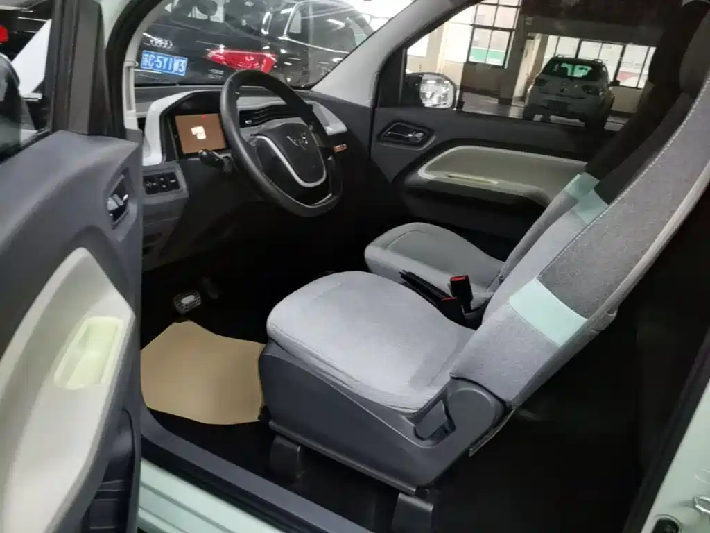 Wuling MINIEV — миниатюра 15