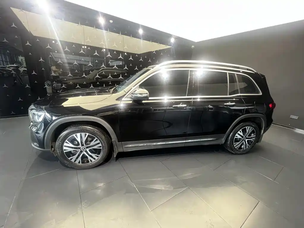 Mercedes-Benz GLB 2026 GLB 220