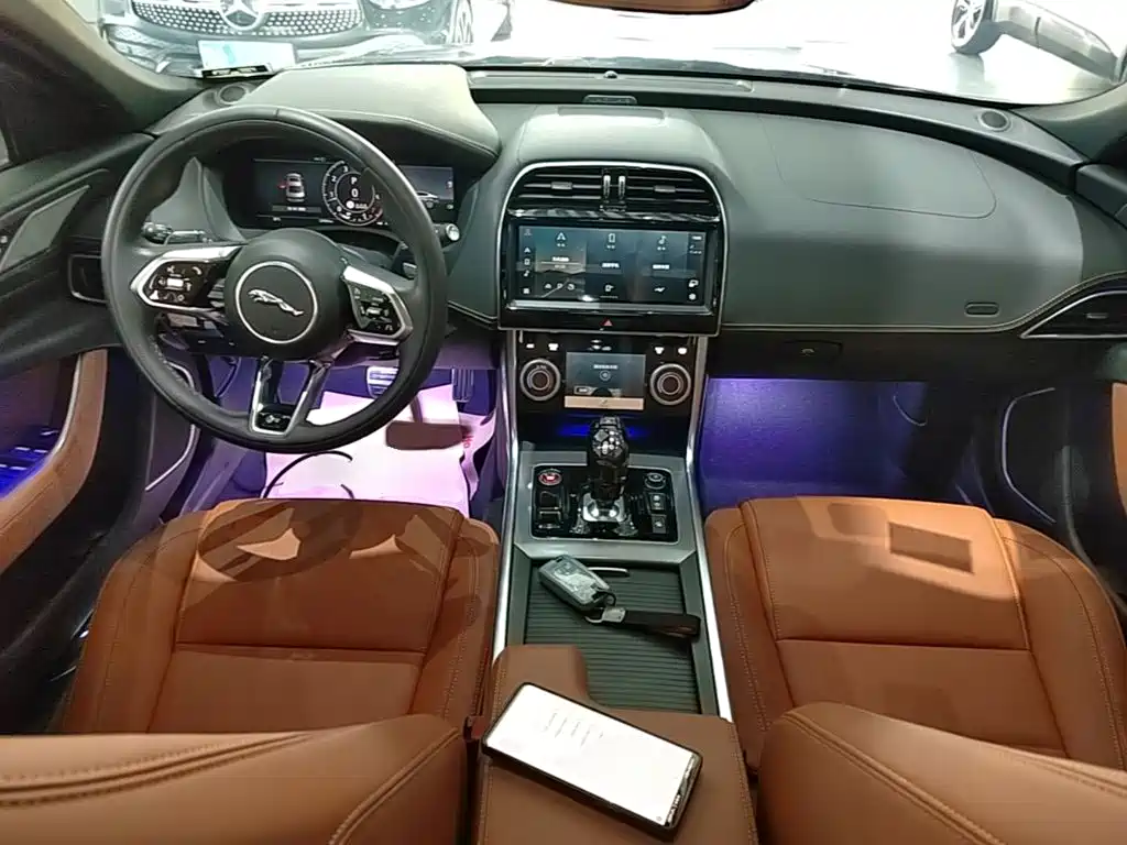 Jaguar XEL — миниатюра 10