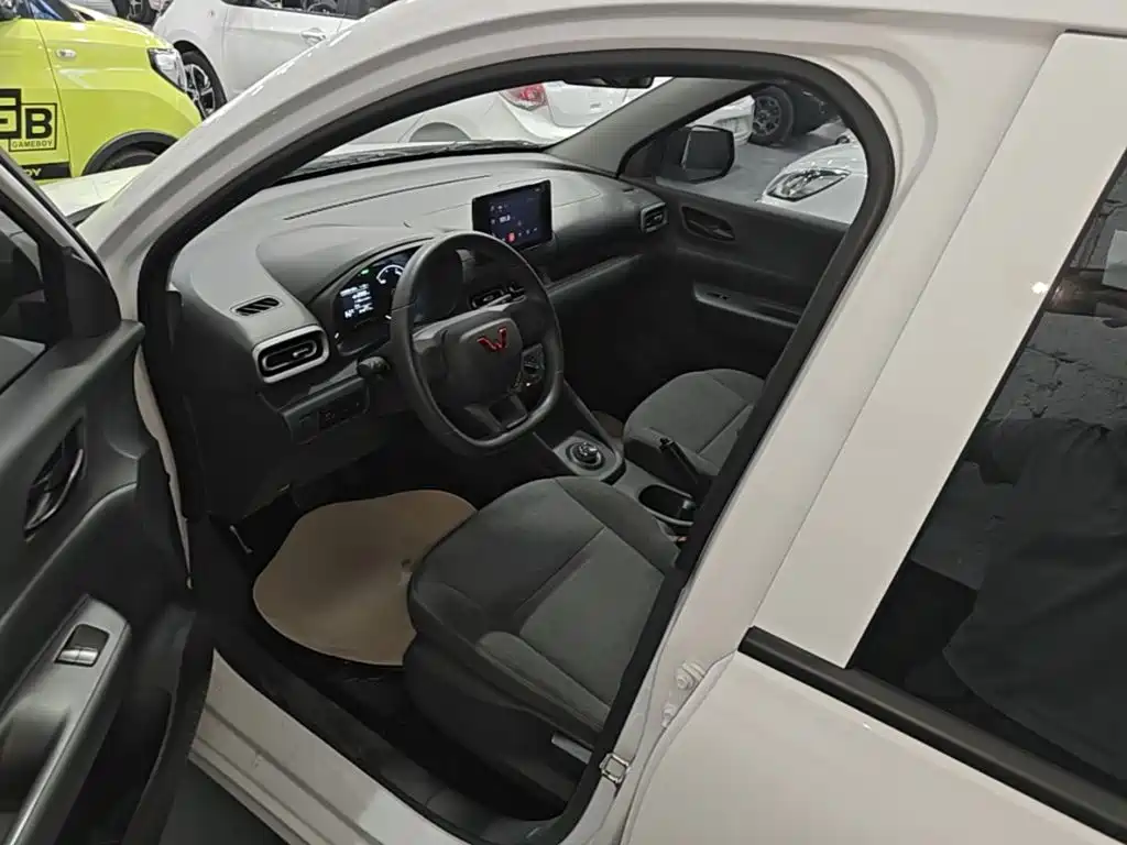 Wuling Hongguang EV — миниатюра 15