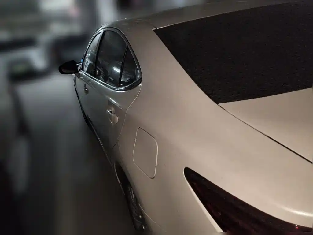 Lexus ES — миниатюра 4