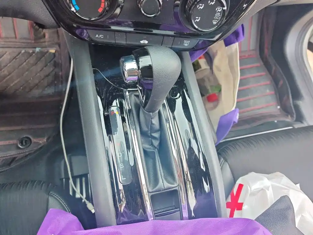 Honda Vezel — миниатюра 10