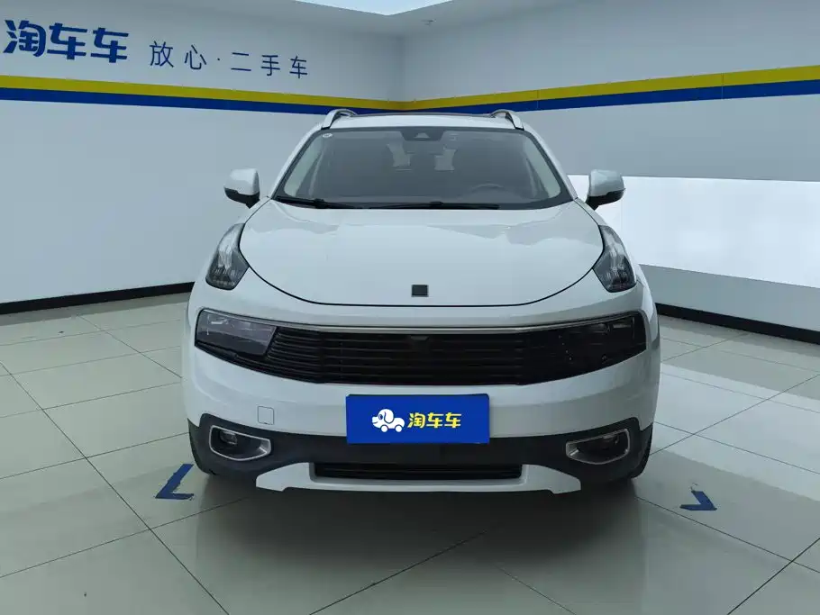 Lynk & Co 01 — миниатюра 2