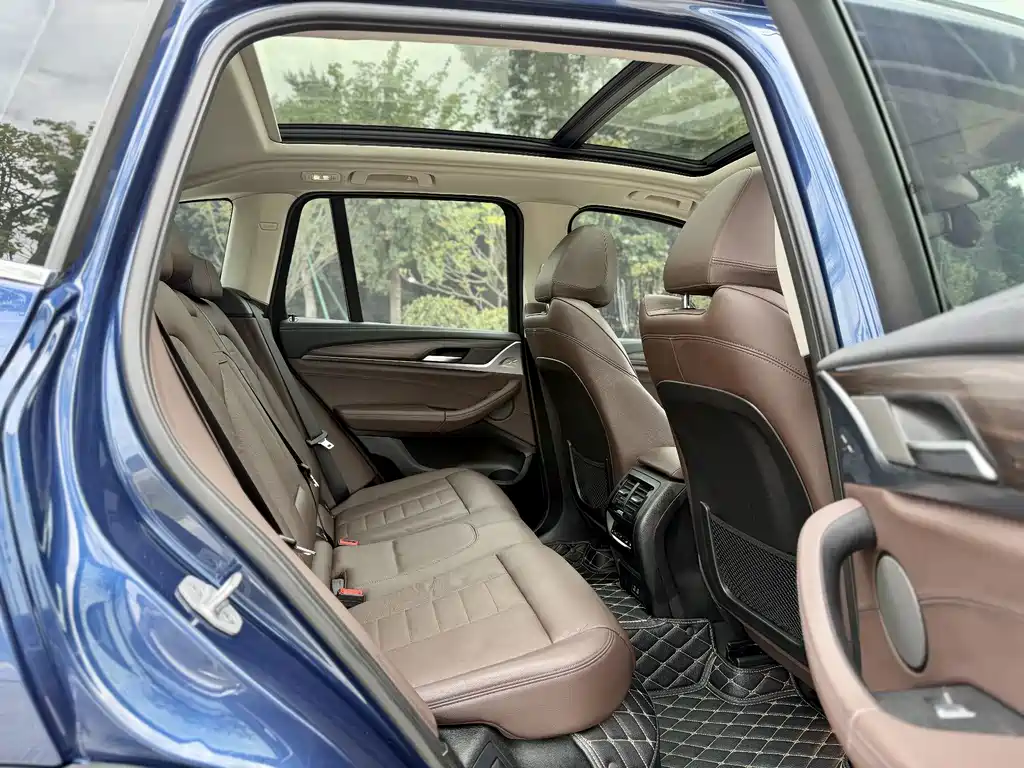 BMW X3 — миниатюра 10