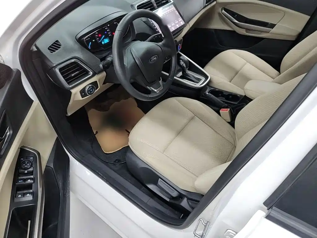 Ford Escort — миниатюра 16
