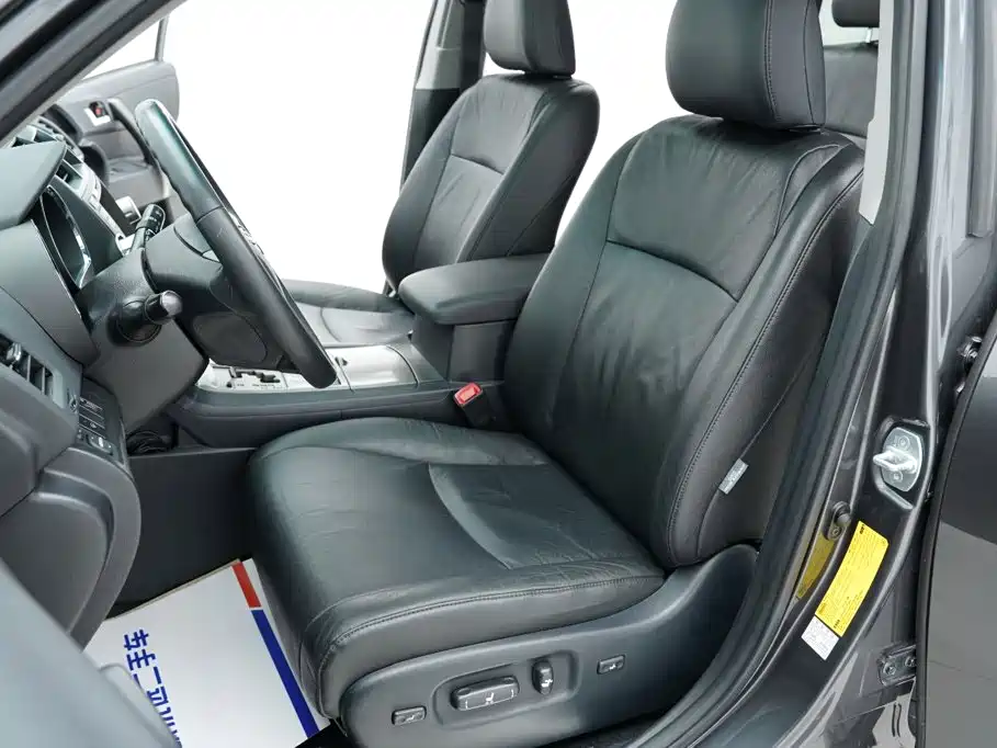 Toyota Highlander (Import) — миниатюра 5