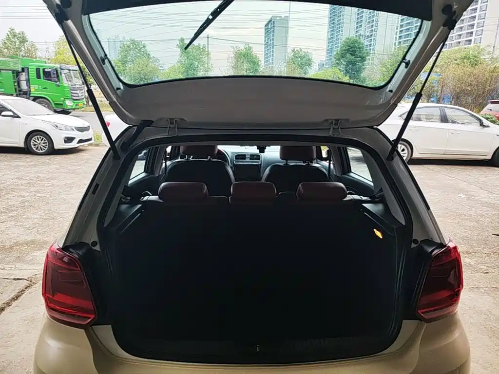 Volkswagen Polo — миниатюра 19
