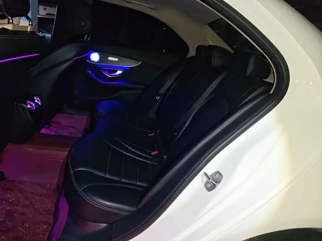 Mercedes-Benz C-Class — миниатюра 15