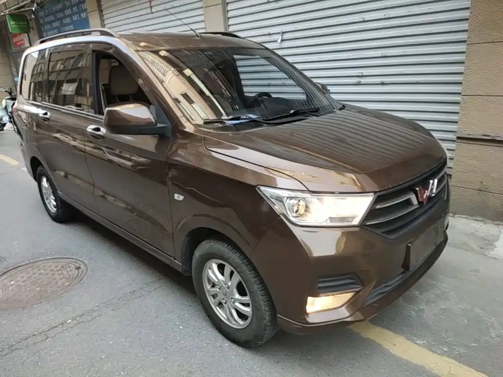Wuling Hongguang — миниатюра 4