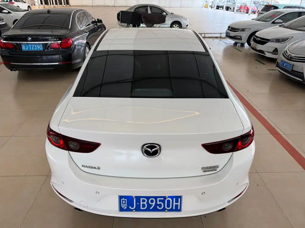 Mazda 3 Axela — миниатюра 9