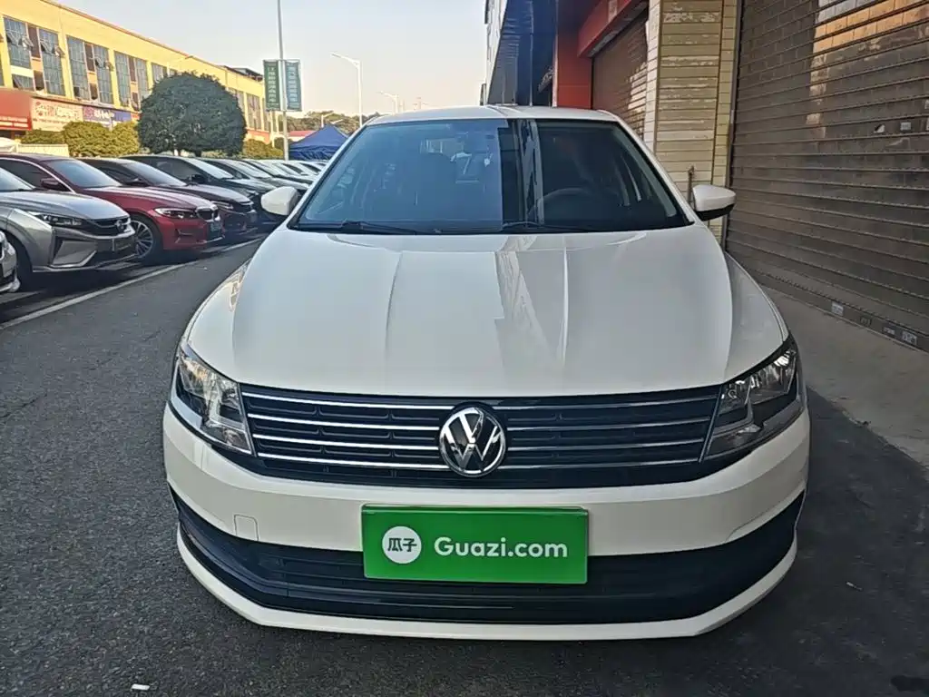 Volkswagen Lavida — миниатюра 3