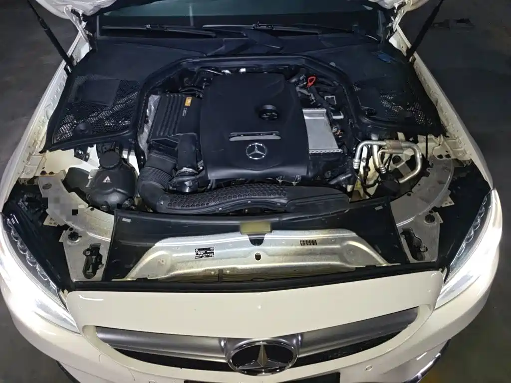 Mercedes-Benz C-Class — миниатюра 11