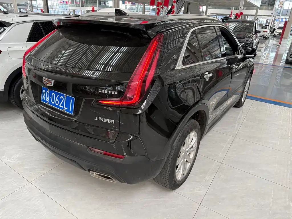Cadillac XT4 — миниатюра 5