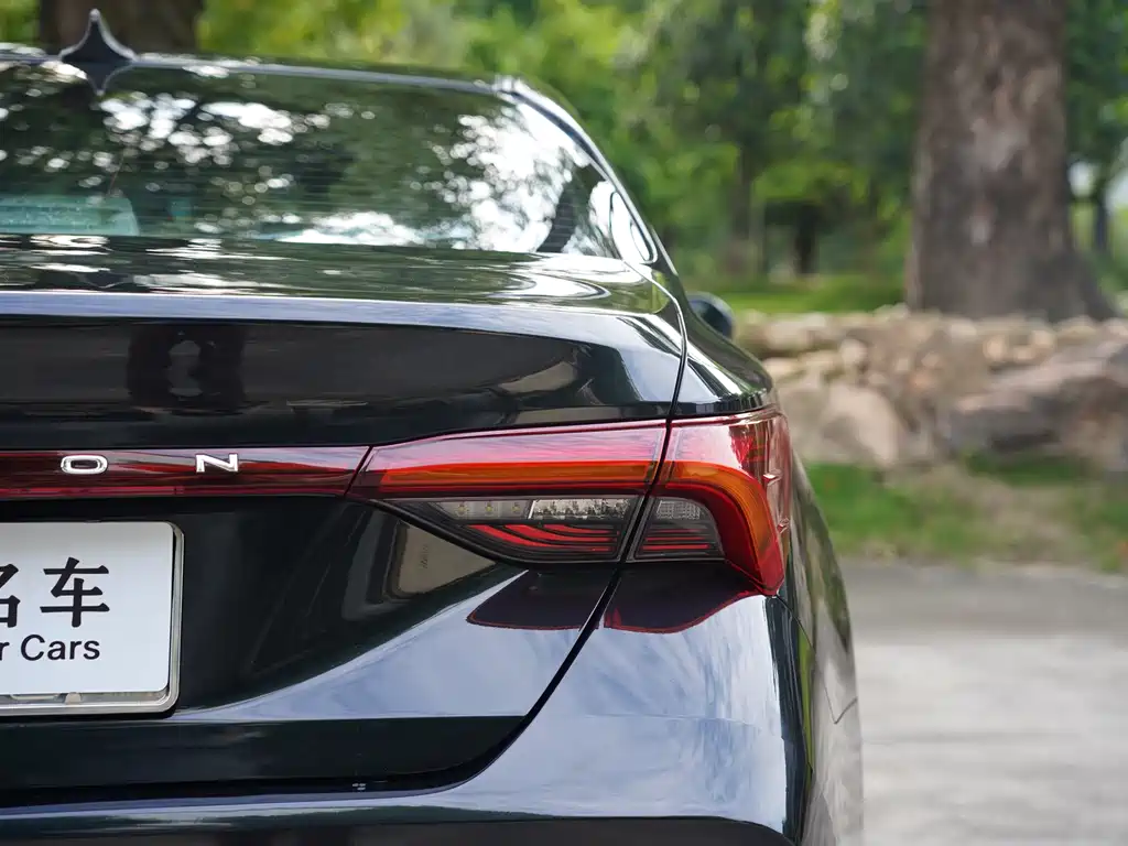 Toyota Avalon 2019 2.0L Luxury VI